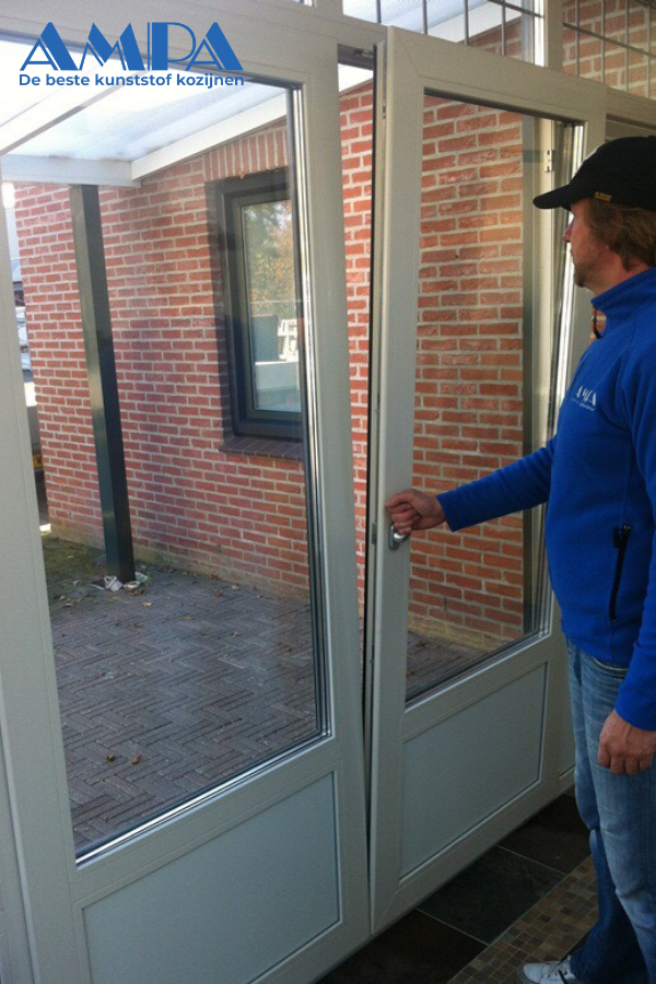 Draaikiep tuindeur kunststof