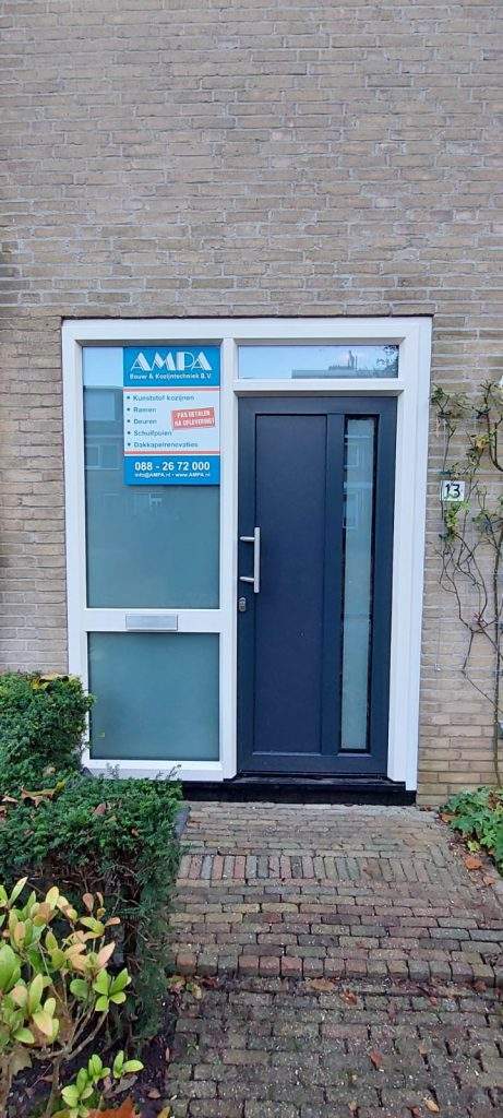 AMPA Voordeur voor zien van matglas met heldere doorkijk rand