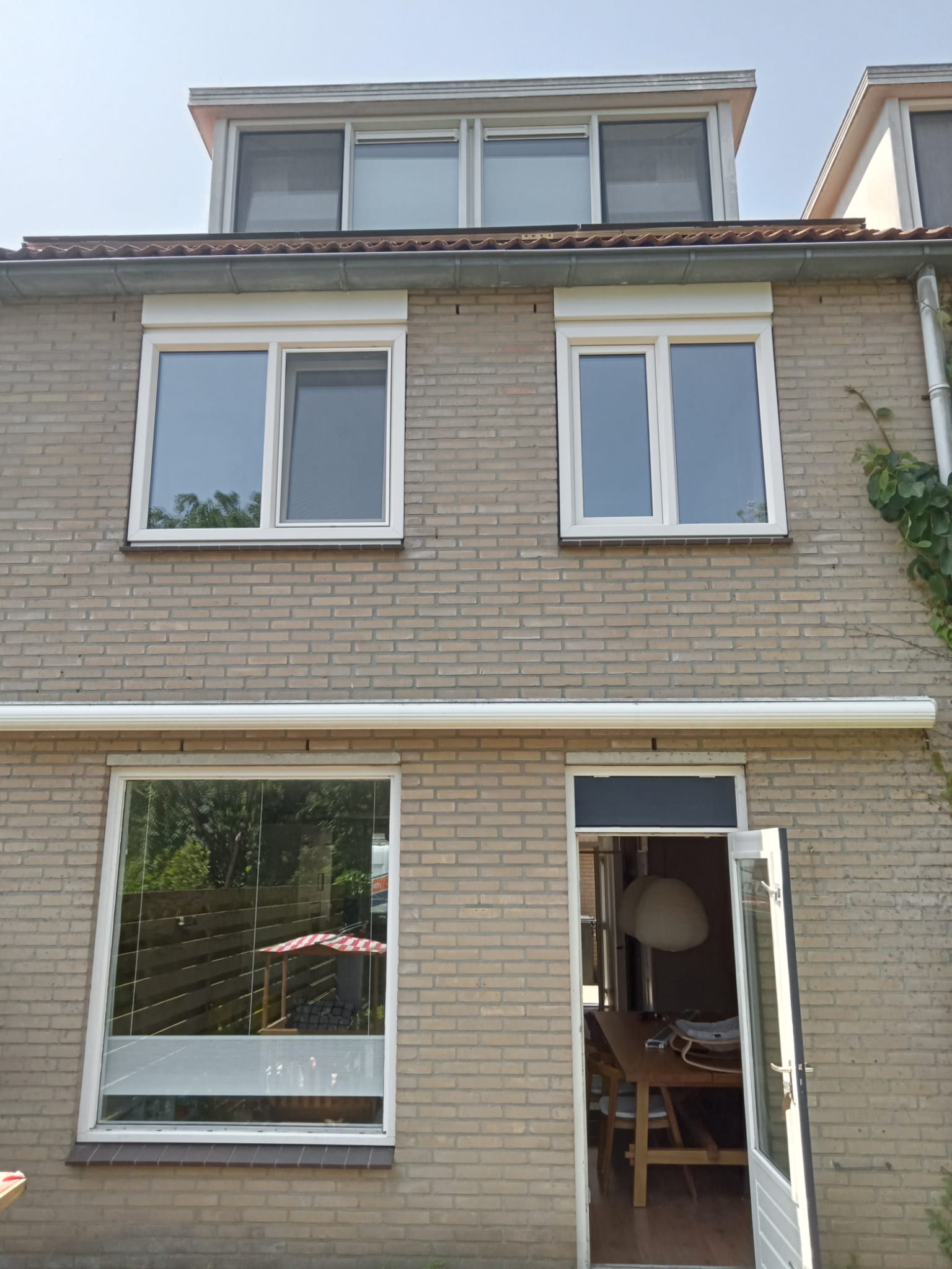 Kunststof kozijnen en deur wit AMPA in Zutphen